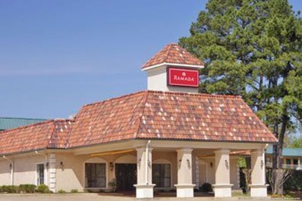Manor Inn (Kilgore)